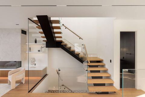 Photo 32 at 7 Bentley Drive, Queensway, Toronto