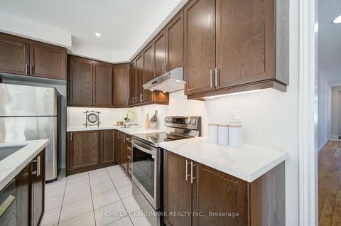 Photo 14 at 127 Decast Crescent, Box Grove, Markham