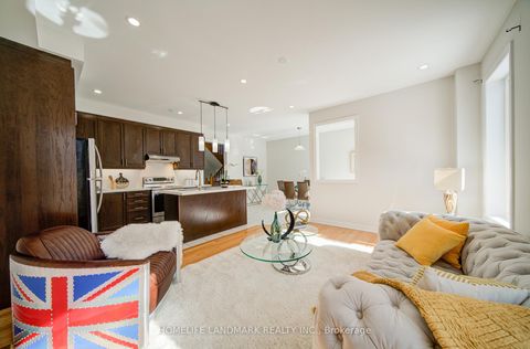 Photo 18 at 127 Decast Crescent, Box Grove, Markham