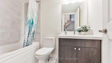 Photo 5 at 19 Thomas Mulholland Drive, CFB, Toronto