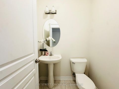 Photo 15 at 24 Plantain Lane, Oak Ridges Lake Wilcox, Richmond Hill