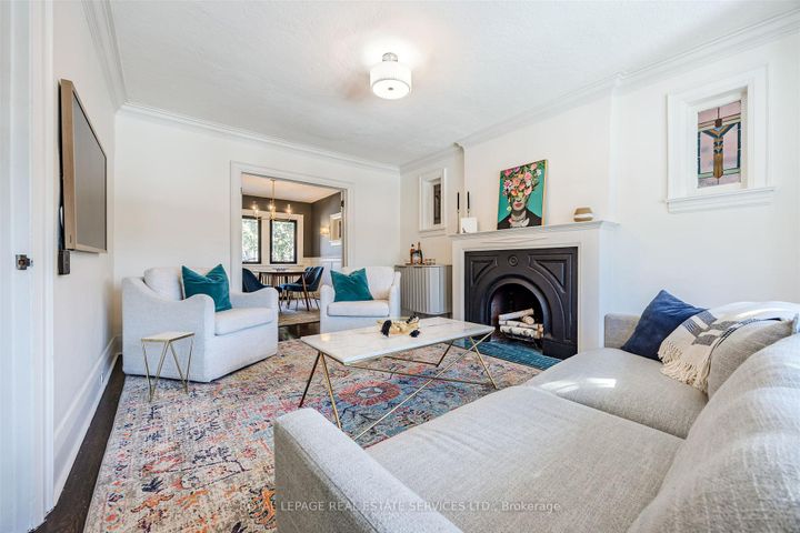 Photo 4 at 81 Armadale Avenue, Swansea, Toronto