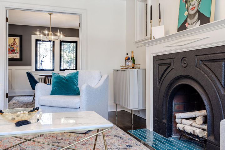 Photo 5 at 81 Armadale Avenue, Swansea, Toronto