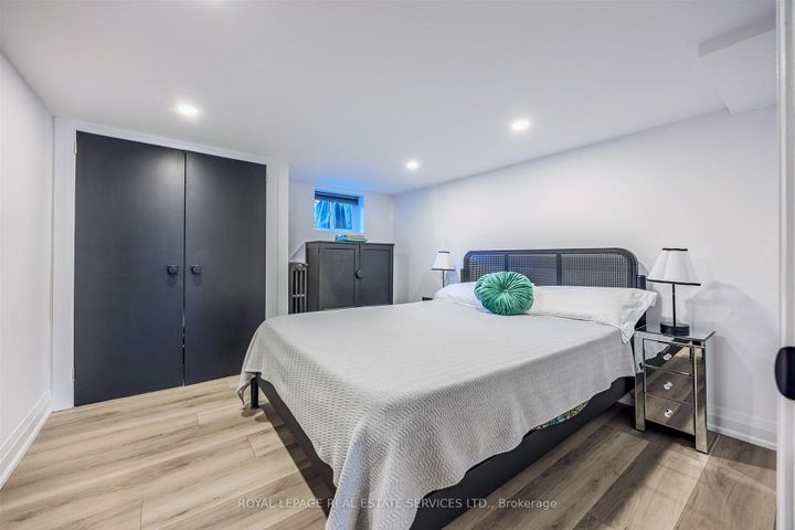 Photo 24 at 81 Armadale Avenue, Swansea, Toronto