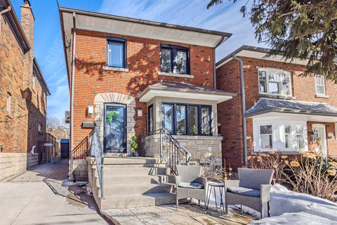 Photo 0 at 81 Armadale Avenue, Swansea, Toronto