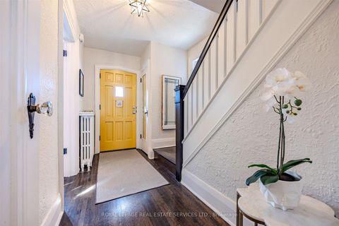 Photo 2 at 81 Armadale Avenue, Swansea, Toronto