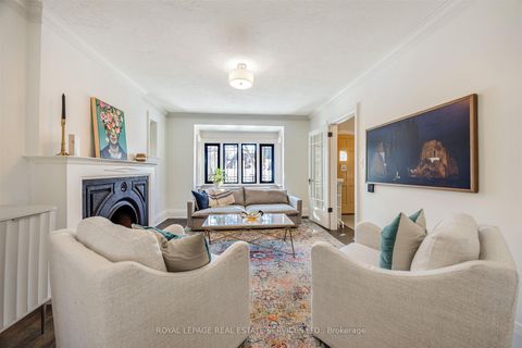 Photo 7 at 81 Armadale Avenue, Swansea, Toronto