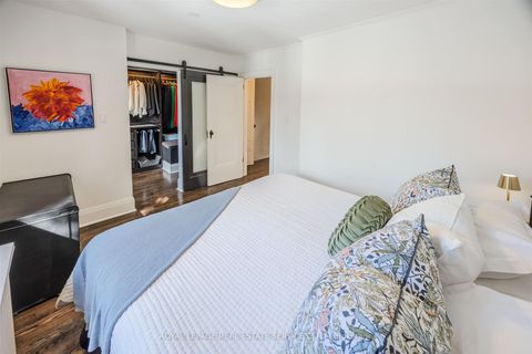 Photo 15 at 81 Armadale Avenue, Swansea, Toronto