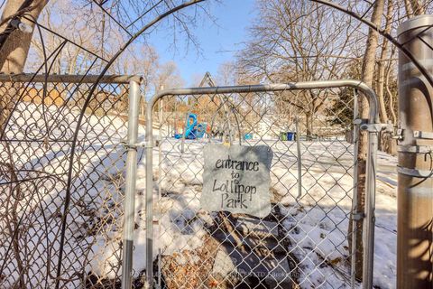 Photo 28 at 81 Armadale Avenue, Swansea, Toronto