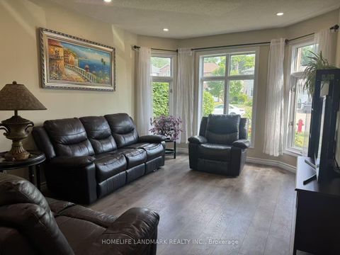 Photo 1 at 492 Traviss Drive, Leslie Valley, Newmarket
