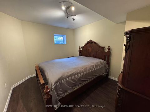 Photo 28 at 492 Traviss Drive, Leslie Valley, Newmarket