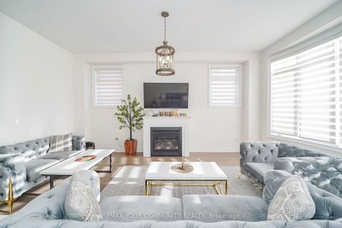 Photo 4 at 133 MARCEL BRUNNELLE | Drive, Rural Whitby, Whitby