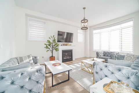 Photo 5 at 133 MARCEL BRUNNELLE | Drive, Rural Whitby, Whitby