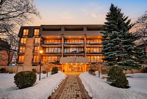 Photo 1 at 401 - 337 Simcoe Street, O'Neill, Oshawa