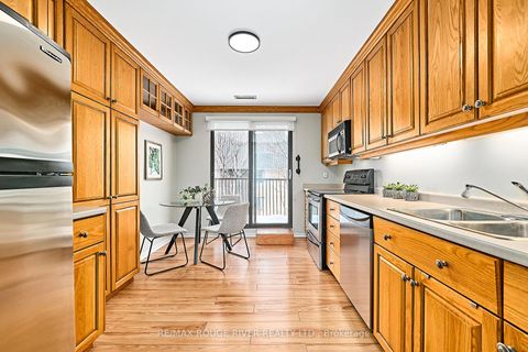 Photo 8 at 401 - 337 Simcoe Street, O'Neill, Oshawa