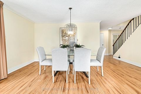 Photo 17 at 401 - 337 Simcoe Street, O'Neill, Oshawa