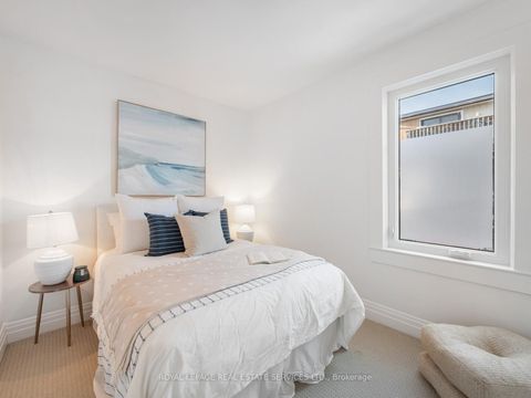 Photo 26 at 574 St Clarens Avenue, Junction, Toronto