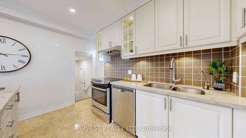 Photo 10 at 49 Chudleigh Avenue, Lawrence Park South, Toronto
