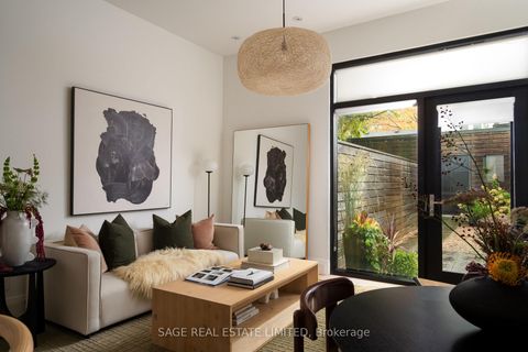 Photo 5 at 110B Palmerston Avenue, Bellwoods, Toronto