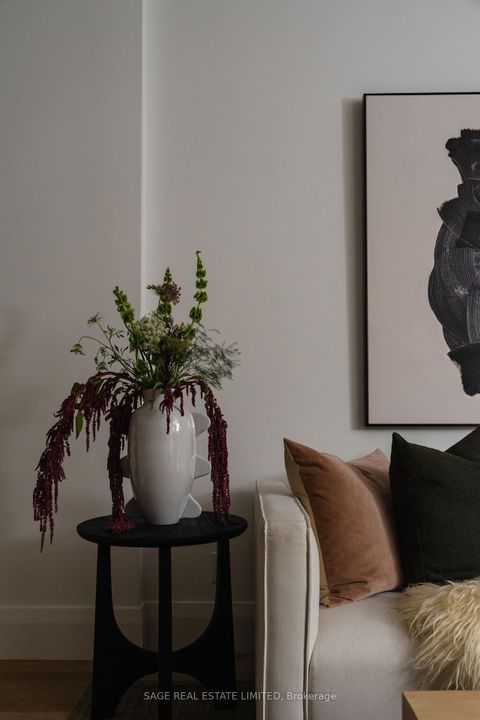 Photo 6 at 110B Palmerston Avenue, Bellwoods, Toronto