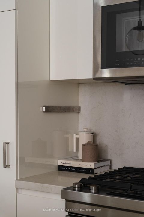 Photo 14 at 110B Palmerston Avenue, Bellwoods, Toronto