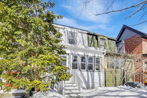 Photo 0 at 28 Aldwych Avenue, East York, Toronto