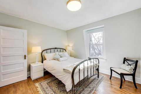 Photo 12 at 28 Aldwych Avenue, East York, Toronto