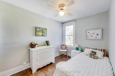 Photo 14 at 28 Aldwych Avenue, East York, Toronto