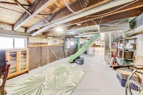 Photo 20 at 28 Aldwych Avenue, East York, Toronto