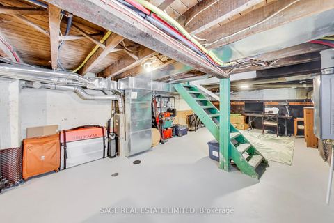 Photo 21 at 28 Aldwych Avenue, East York, Toronto