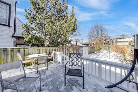 Photo 24 at 28 Aldwych Avenue, East York, Toronto