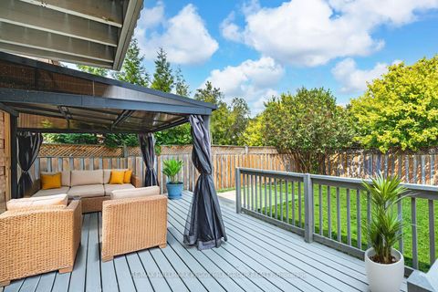 Photo 16 at 12 Cuthbert Street, Ardagh, Barrie