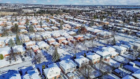 Photo 19 at 12 Cuthbert Street, Ardagh, Barrie