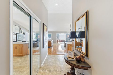 Photo 4 at 3 Birch Tree Lane, Bowmanville, Clarington