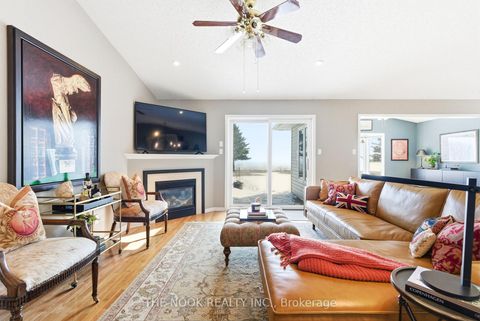 Photo 6 at 3 Birch Tree Lane, Bowmanville, Clarington