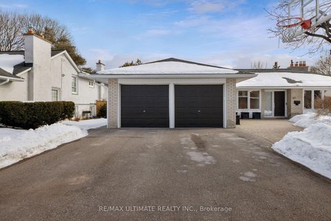 Photo 1 at 27 Ravensbourne Crescent, Rosethorn, Toronto