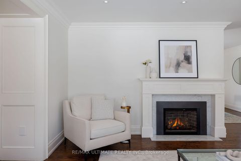 Photo 7 at 27 Ravensbourne Crescent, Rosethorn, Toronto