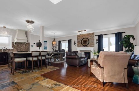 Photo 3 at 37 Brookfield Crescent, Bayshore, Barrie