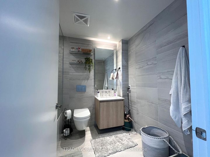 Photo 6 at 2204 - 81 Wellesley Street E, Yonge Corridor, Toronto