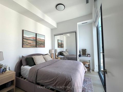 Photo 4 at 2204 - 81 Wellesley Street E, Yonge Corridor, Toronto