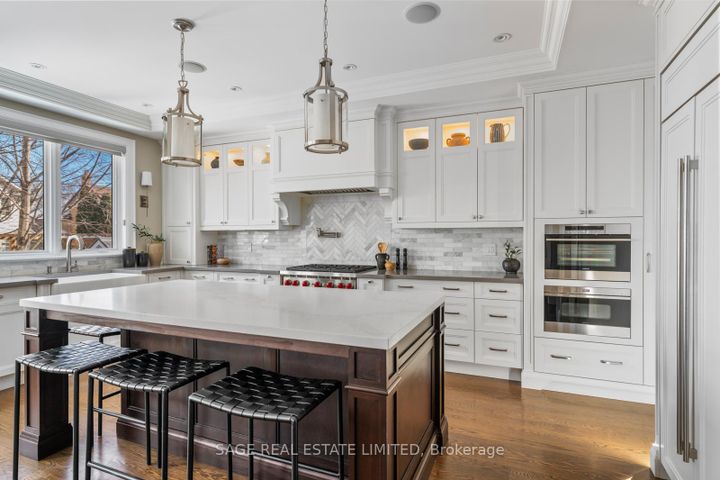 Photo 15 at 925 Royal York Road, Queensway, Toronto