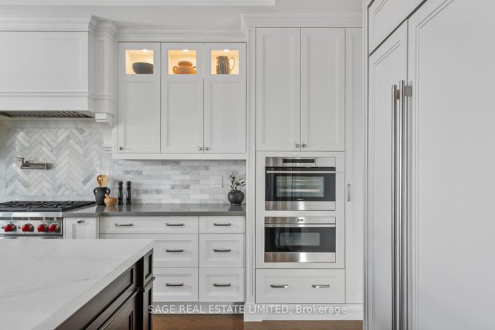 Photo 16 at 925 Royal York Road, Queensway, Toronto