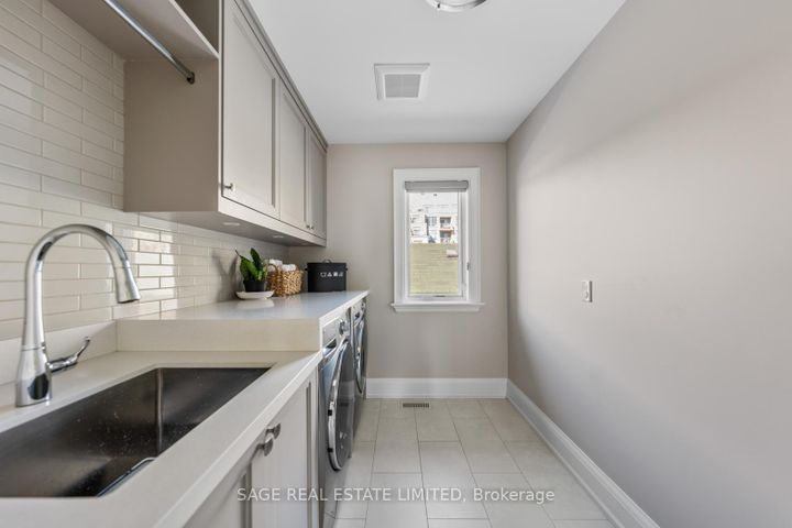 Photo 21 at 925 Royal York Road, Queensway, Toronto