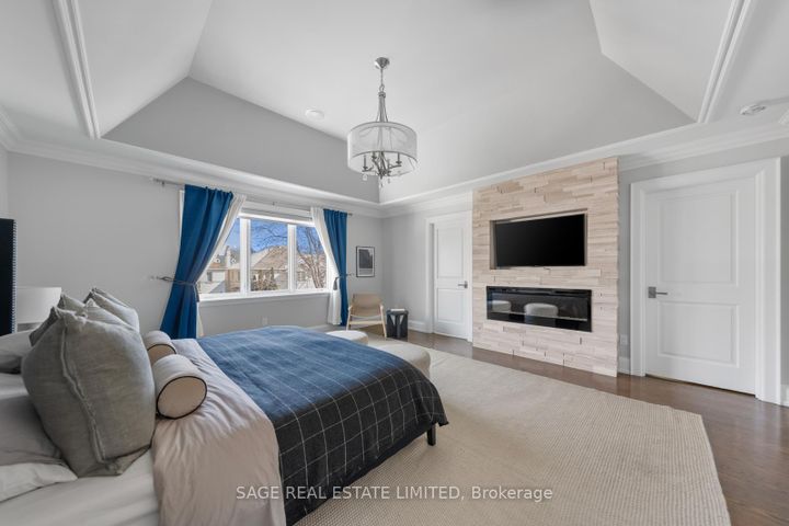 Photo 33 at 925 Royal York Road, Queensway, Toronto