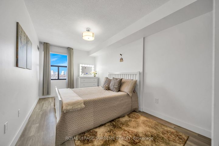 Photo 13 at 910 - 75 Emmett Avenue, Mount Dennis, Toronto