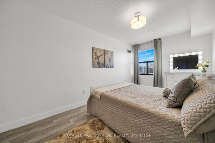 Photo 14 at 910 - 75 Emmett Avenue, Mount Dennis, Toronto