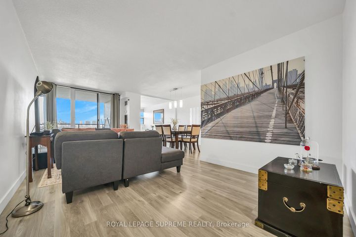 Photo 23 at 910 - 75 Emmett Avenue, Mount Dennis, Toronto