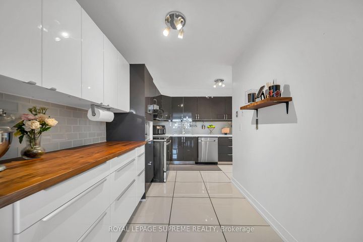 Photo 33 at 910 - 75 Emmett Avenue, Mount Dennis, Toronto