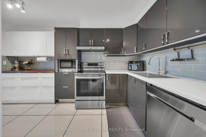 Photo 36 at 910 - 75 Emmett Avenue, Mount Dennis, Toronto