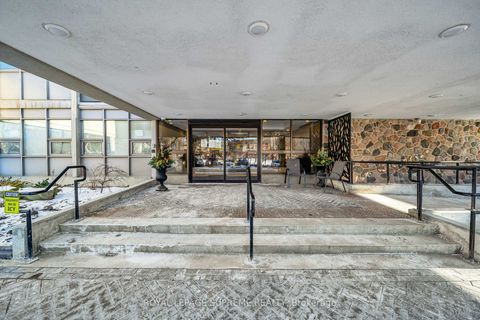 Photo 7 at 910 - 75 Emmett Avenue, Mount Dennis, Toronto